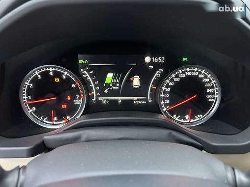Toyota Land Cruiser 2021 - фото 18