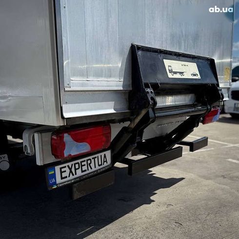 Mercedes-Benz Sprinter 2020 - фото 12