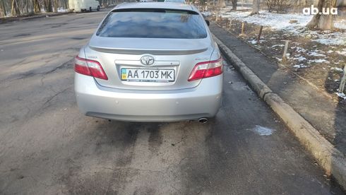 Toyota Camry 2008 серый - фото 6