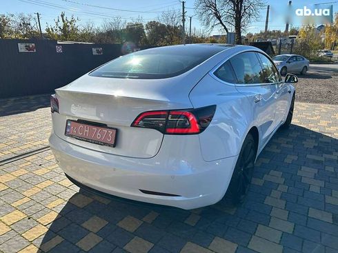 Tesla Model 3 2020 - фото 6