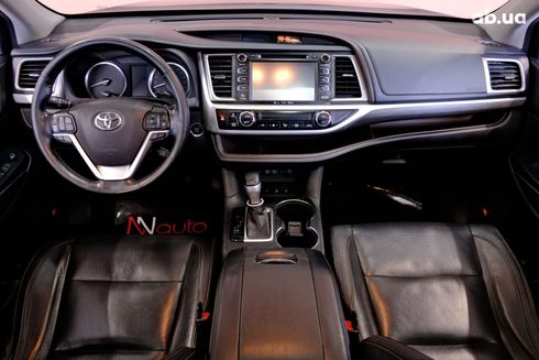 Toyota Highlander 2017 черный - фото 7