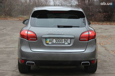 Porsche Cayenne 2011 - фото 14