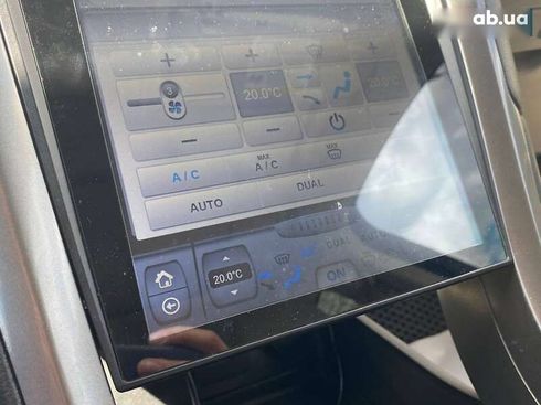 Ford Fusion 2017 - фото 28