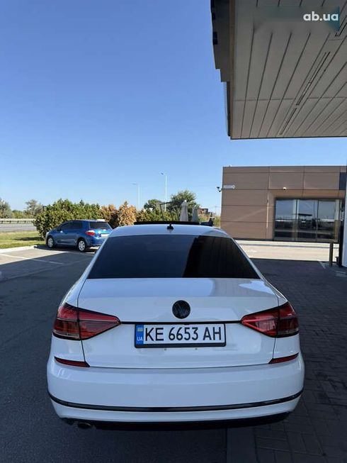 Volkswagen Passat 2017 - фото 7