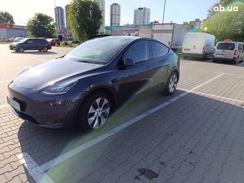 Tesla Model Y 2023 серый - фото 5