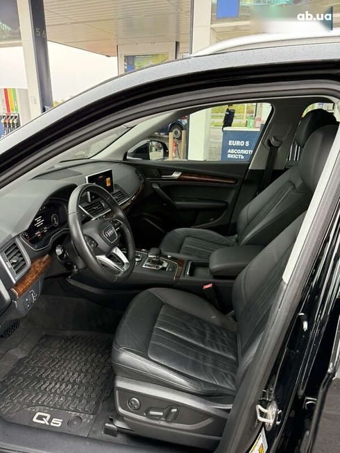 Audi Q5 2017 - фото 17