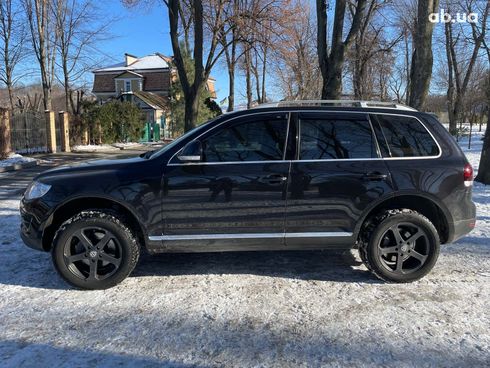 Volkswagen Touareg 2007 черный - фото 12