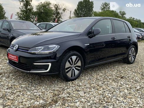 Volkswagen e-Golf 2020 - фото 14