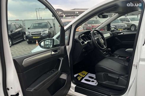 Volkswagen Touran 2019 - фото 17