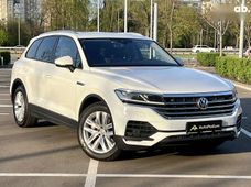 Продажа б/у Volkswagen Touareg в Киеве - купить на Автобазаре