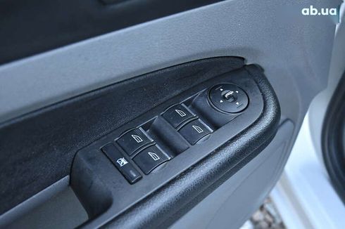 Ford Focus 2009 - фото 14