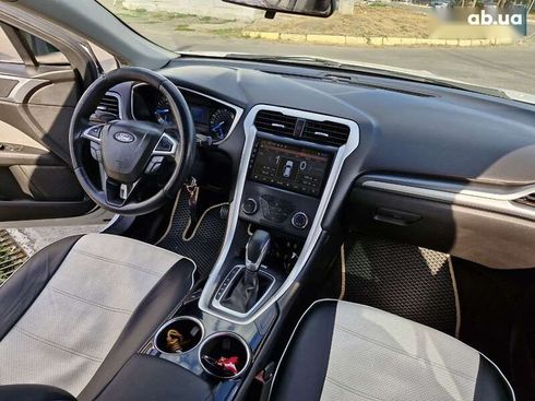 Ford Fusion 2013 - фото 15