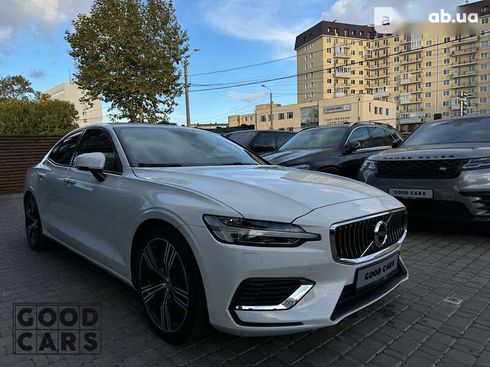 Volvo S60 2020 - фото 8