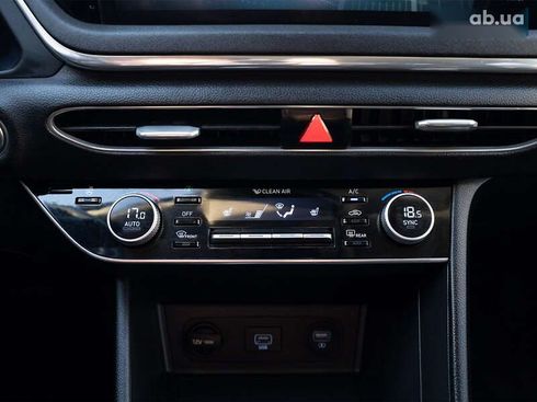 Hyundai Sonata 2019 - фото 17