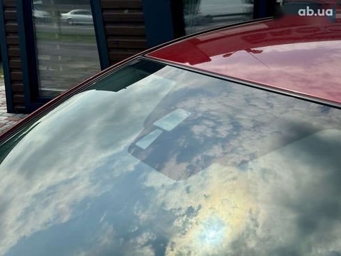 Toyota Yaris 2019 - фото 11