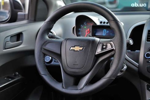 Chevrolet Aveo 2014 - фото 12