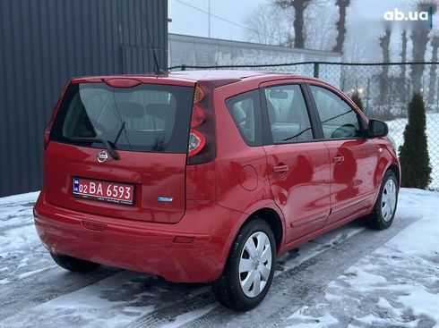 Nissan Note 2010 - фото 12