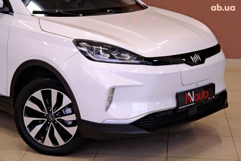 Weltmeister ЕХ5 2019 белый - фото 3