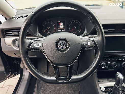 Volkswagen Passat 2020 - фото 14