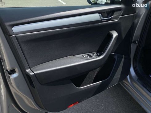Skoda Superb 2015 - фото 8
