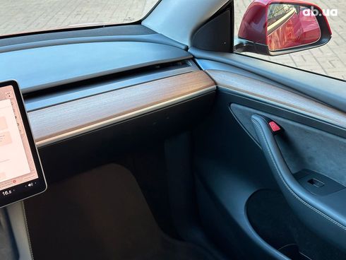 Tesla Model Y 2024 красный - фото 22