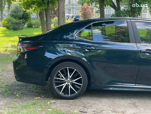 Toyota Camry 2021 синий - фото 5