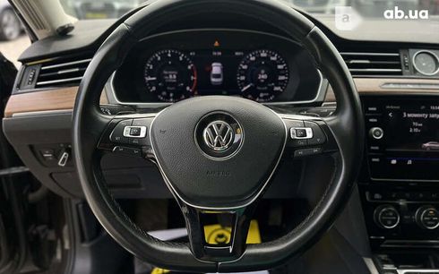 Volkswagen Passat 2017 - фото 15