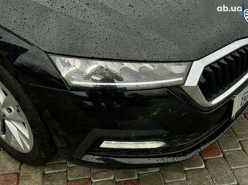 Skoda Octavia 2020 - фото 10
