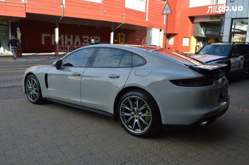 Porsche Panamera 4 E-Hybrid 2018 - фото 11