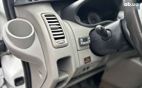 Opel Vivaro 2010 - фото 10