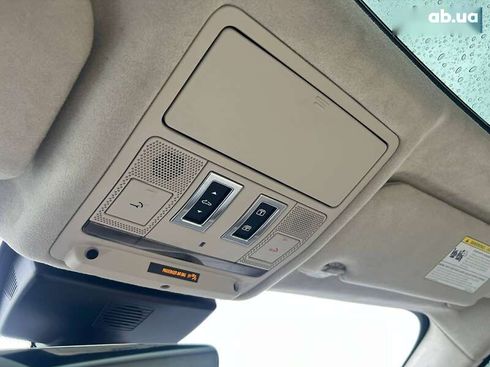Jaguar XF 2018 - фото 13