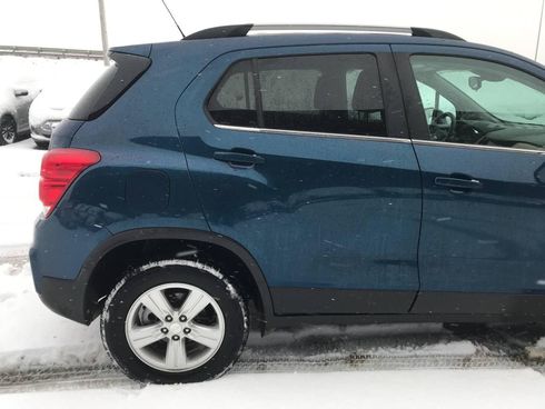 Chevrolet Trax 2019 синий - фото 8