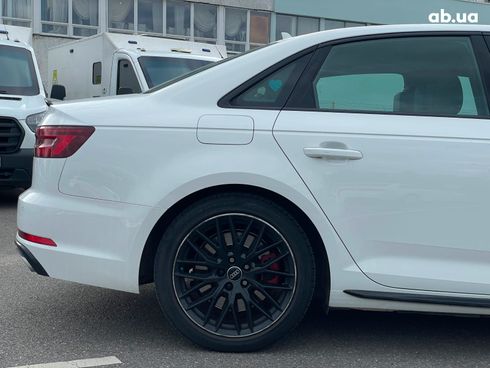 Audi A4 2019 белый - фото 5