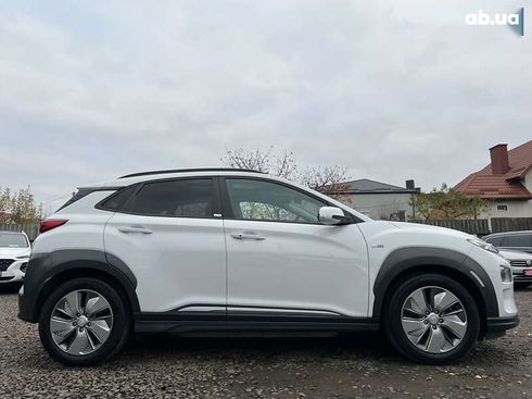 Hyundai Kona Electric 2021 - фото 9