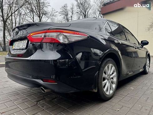 Toyota Camry 2020 - фото 14