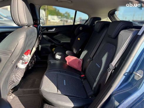 Ford Focus 2019 - фото 8