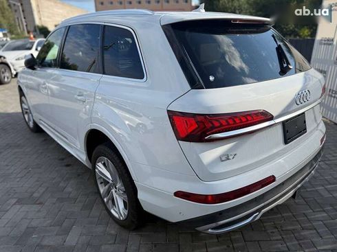 Audi Q7 2021 - фото 4