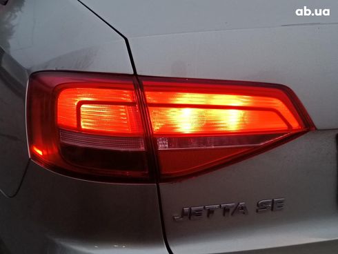 Volkswagen Jetta 2014 бежевый - фото 11