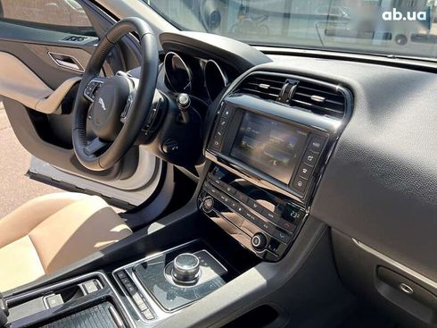 Jaguar F-Pace 2018 - фото 26