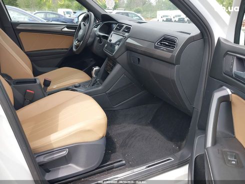 Volkswagen Tiguan 2023 белый - фото 5