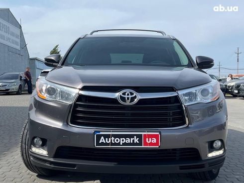Toyota Highlander 2016 серый - фото 2