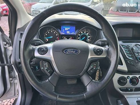Ford Focus 2013 - фото 17