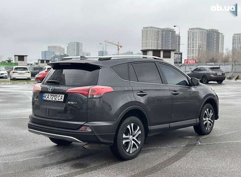 Toyota RAV4 2016 - фото 5