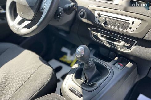 Renault Scenic 2015 - фото 29