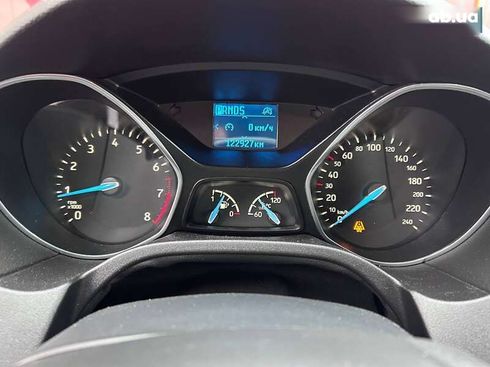 Ford Focus 2015 - фото 22