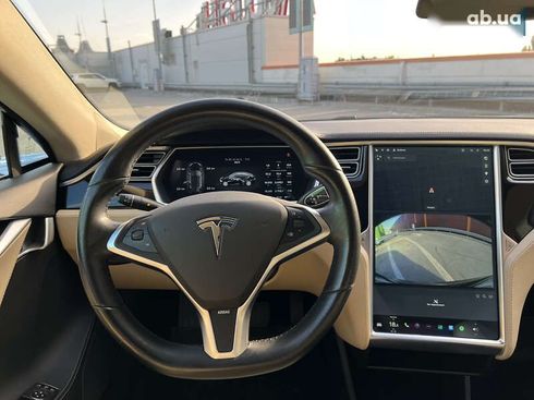 Tesla Model S 2014 - фото 19
