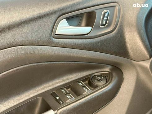 Ford Kuga 2017 серый - фото 10