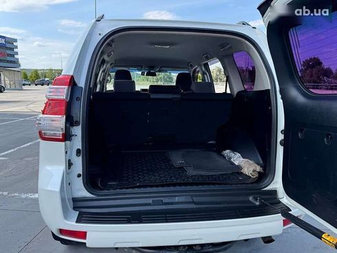 Toyota Land Cruiser Prado 2014 - фото 14