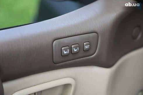 Lexus LX 2000 - фото 22