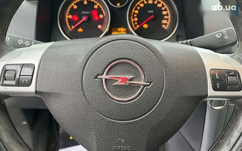 Opel Astra 2009 - фото 12